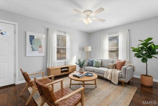 6100 N Belt W, Belleville, IL 62223