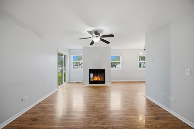 66 Beechmont Court Z1, Schaumburg, IL 60193