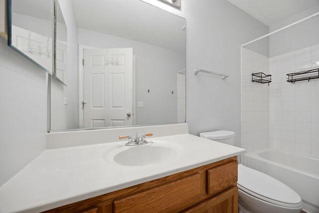 66 Beechmont Court Z1, Schaumburg, IL 60193