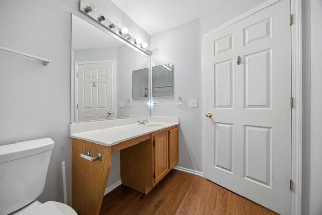 66 Beechmont Court Z1, Schaumburg, IL 60193
