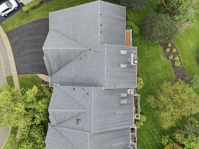 66 Beechmont Court Z1, Schaumburg, IL 60193