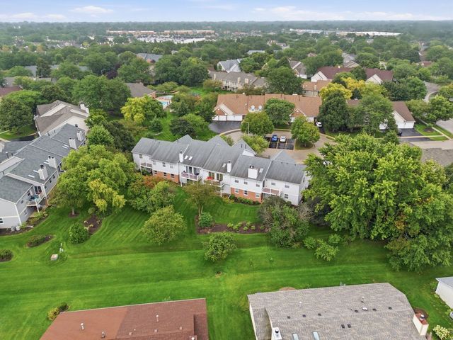 66 Beechmont Court Z1, Schaumburg, IL 60193