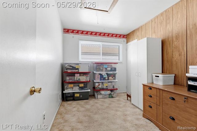 8032 Clippert Street, Taylor, MI 48180