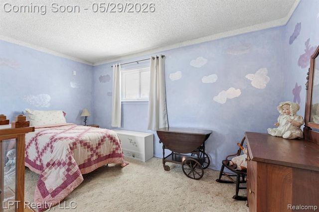 8032 Clippert Street, Taylor, MI 48180