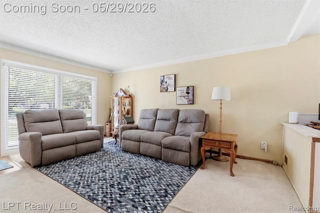 8032 Clippert Street, Taylor, MI 48180