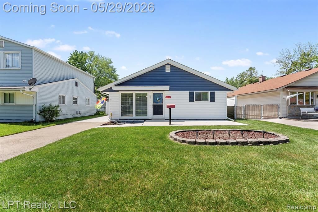 8032 Clippert Street, Taylor, MI 48180