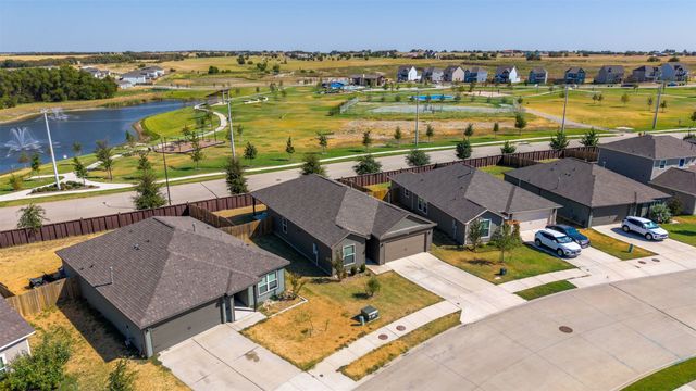2420 Stillwater Drive, Ponder, TX 76259