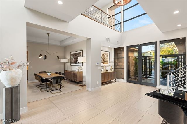 38 Moonfire Drive, Las Vegas, NV 89135