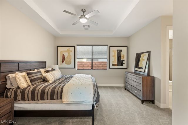 38 Moonfire Drive, Las Vegas, NV 89135