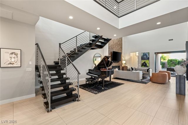 38 Moonfire Drive, Las Vegas, NV 89135