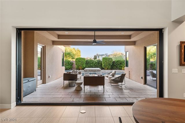 38 Moonfire Drive, Las Vegas, NV 89135