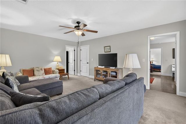 1690 Dillard Way, Bethlehem, GA 30620