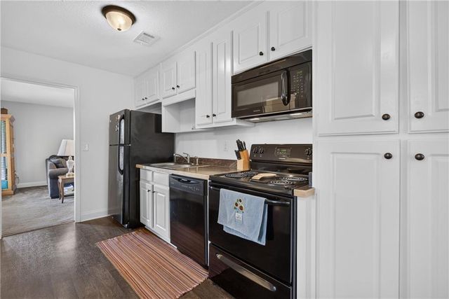 1690 Dillard Way, Bethlehem, GA 30620