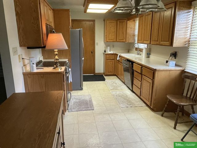 4217 Prairie Road, Fremont, NE 68025