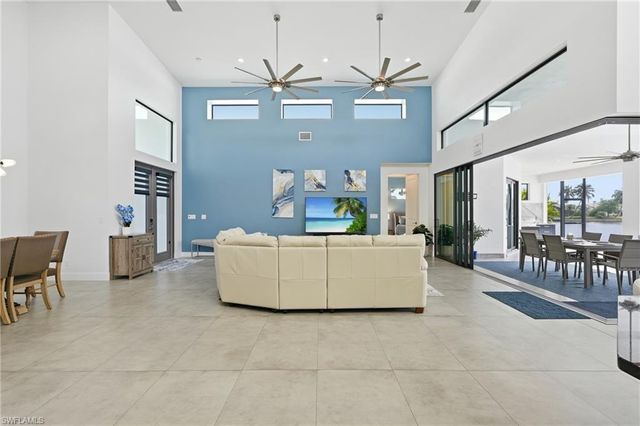 3709 SW 15th PL, Cape Coral, FL 33914