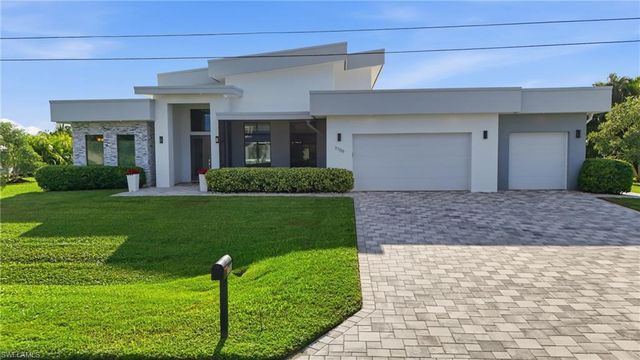 3709 SW 15th PL, Cape Coral, FL 33914