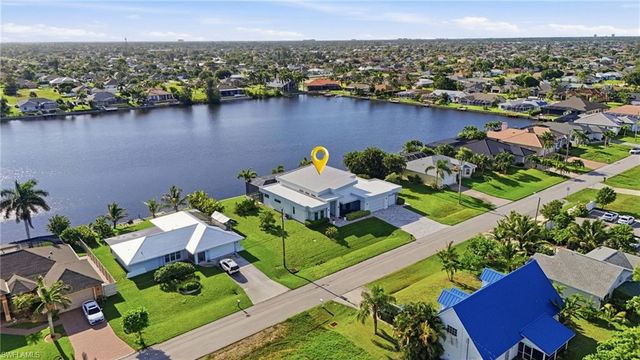 3709 SW 15th PL, Cape Coral, FL 33914