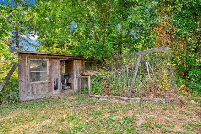 7501 N Orchard Prairie Rd, Spokane, WA 99217