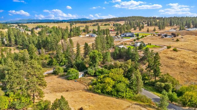 7501 N Orchard Prairie Rd, Spokane, WA 99217