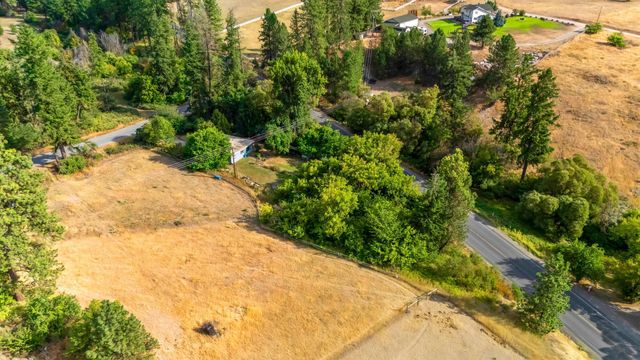 7501 N Orchard Prairie Rd, Spokane, WA 99217