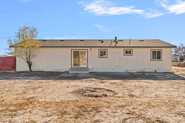 1770 Pueblo Street, Silver Springs, NV 89429