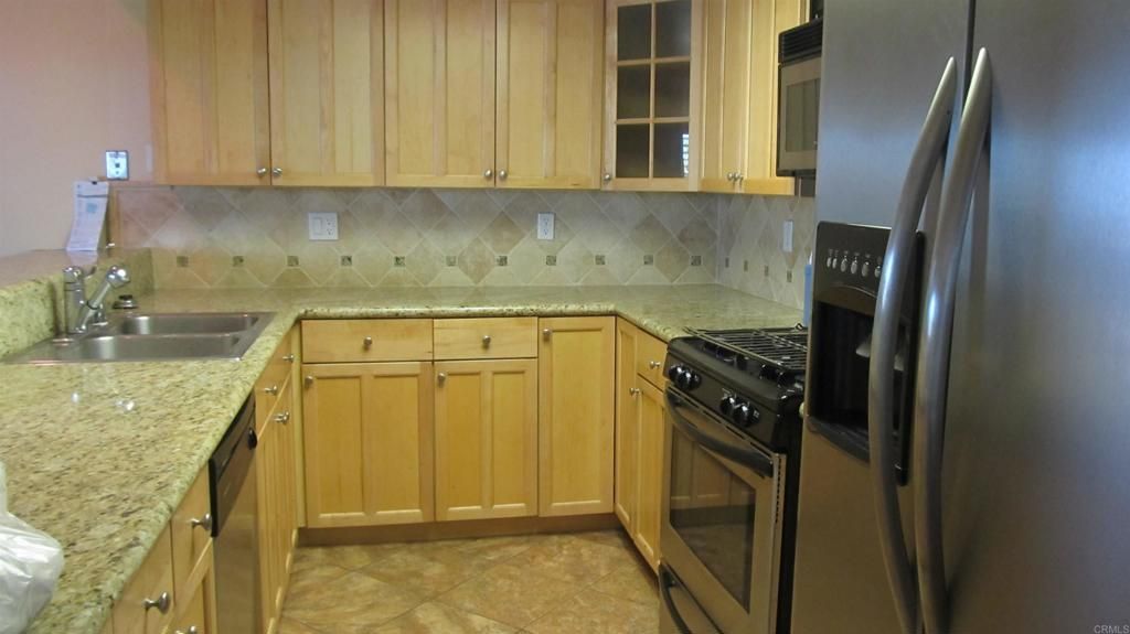 Image 3 of property listing at 259 Donax H, Imperial Beach, CA 91932