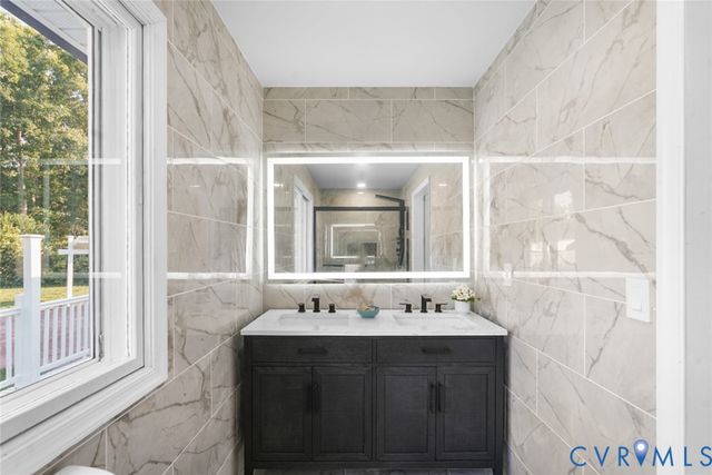 4911 Aqua Ln, Prince George, VA 23875