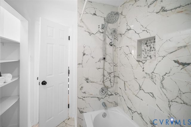 4911 Aqua Ln, Prince George, VA 23875