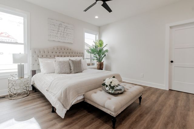 329 Augusta Ave, Pleasant View, TN 37146