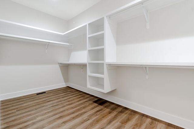 329 Augusta Ave, Pleasant View, TN 37146