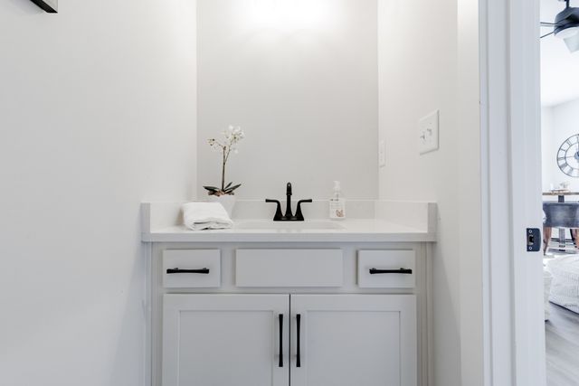 329 Augusta Ave, Pleasant View, TN 37146