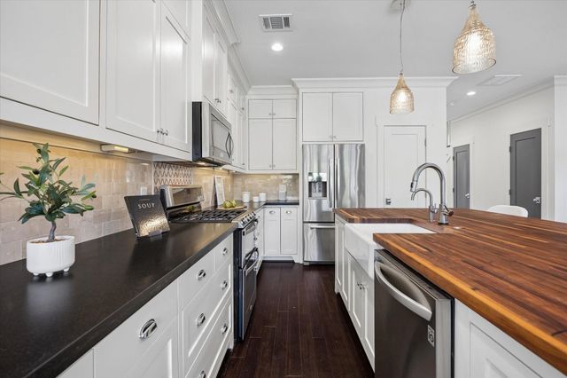 919 Walling Street A, Houston, TX 77009