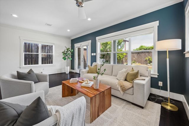 919 Walling Street A, Houston, TX 77009