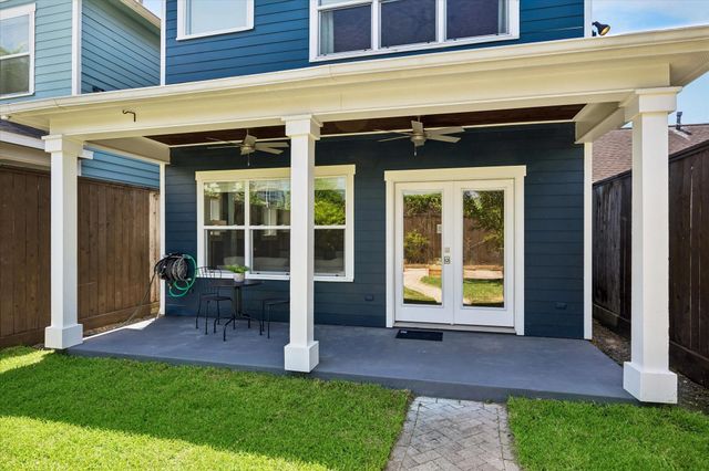 919 Walling Street A, Houston, TX 77009