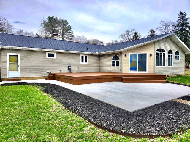 21093 North Avenue, Battle Creek, MI 49017