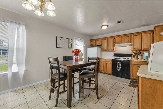 1011 West 17th Street, Bryan, TX 77803