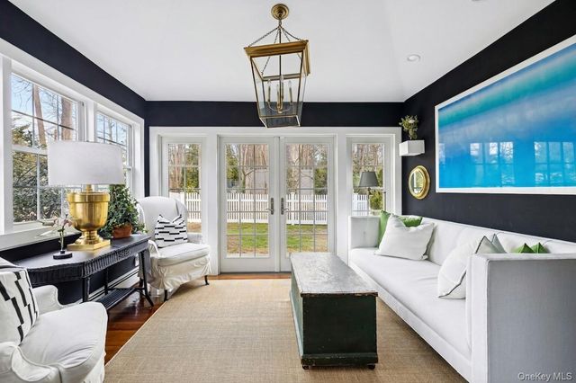 198 Pidgeon Hill Road, South Huntington, NY 11746