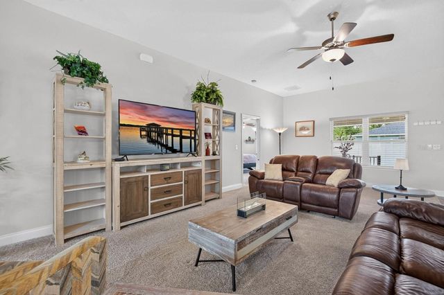 24 LINCOLN LANE, Palm Coast, FL 32137
