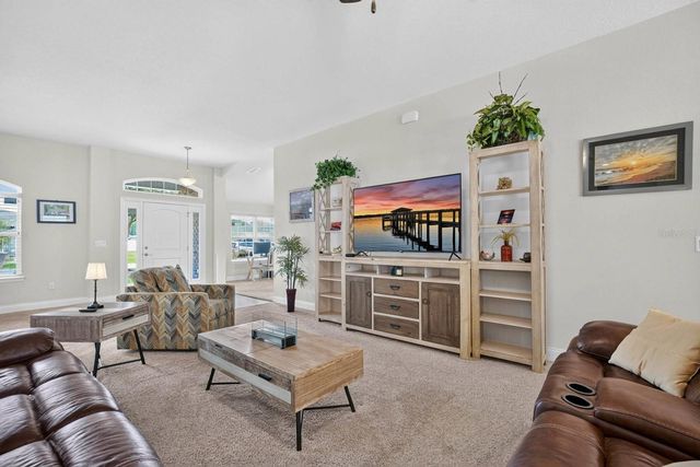 24 LINCOLN LANE, Palm Coast, FL 32137