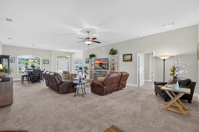 24 LINCOLN LANE, Palm Coast, FL 32137