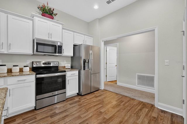 24 LINCOLN LANE, Palm Coast, FL 32137