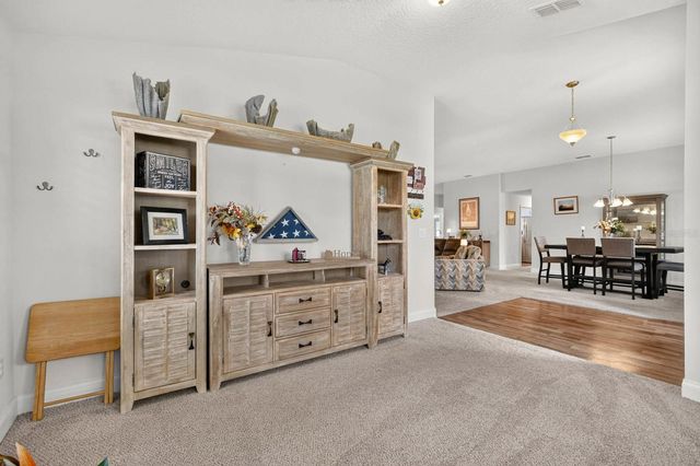 24 LINCOLN LANE, Palm Coast, FL 32137
