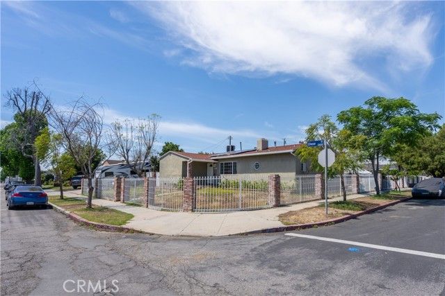 13655 Chase Street, Arleta (los Angeles), CA 91331