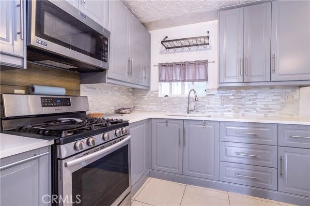 13655 Chase Street, Arleta (los Angeles), CA 91331