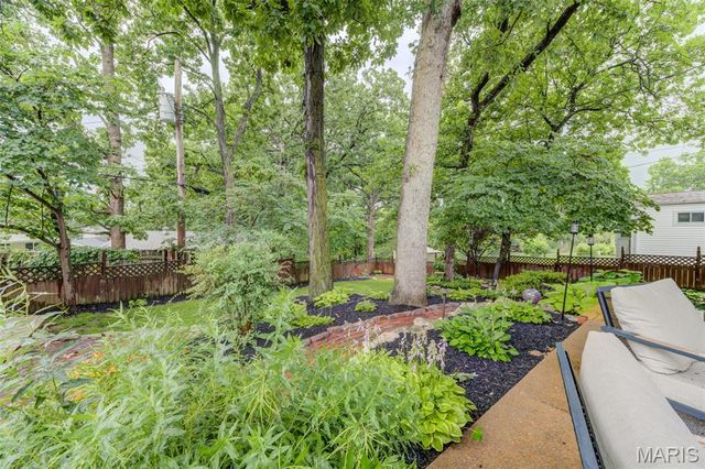 2127 Gladiator Drive, Fenton, MO 63026