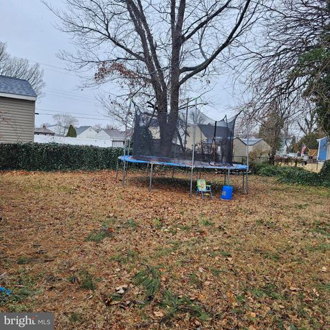 134 BILLINGS AVE, Paulsboro, NJ 08066