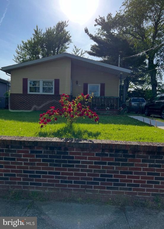 134 BILLINGS AVE, Paulsboro, NJ 08066