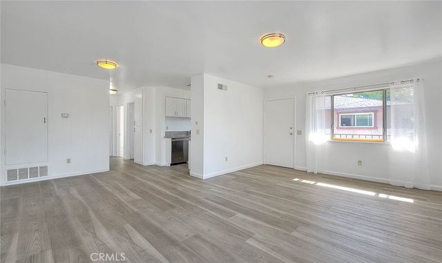 1104 S Mantle Lane 28D, Santa Ana, CA 92705