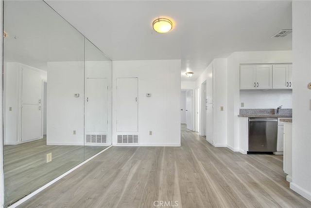 1104 S Mantle Lane 28D, Santa Ana, CA 92705