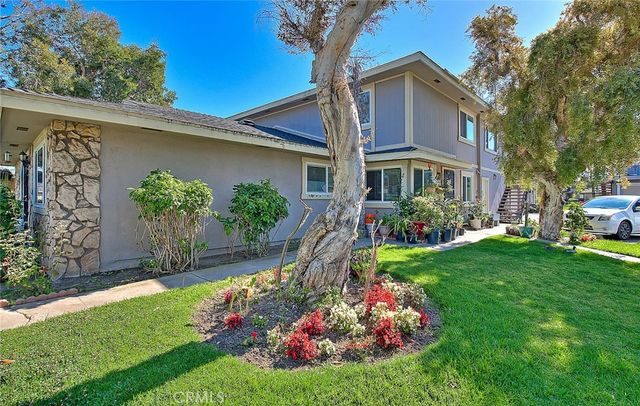 1104 S Mantle Lane 28D, Santa Ana, CA 92705